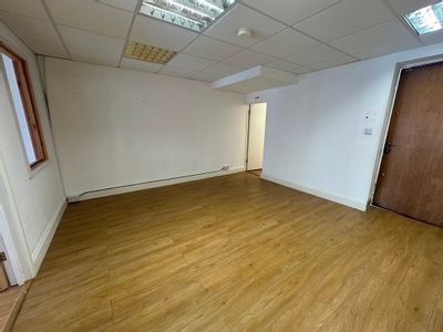 Property Image for 17 High Street, Eastleigh, Hampshire, SO50 5LF