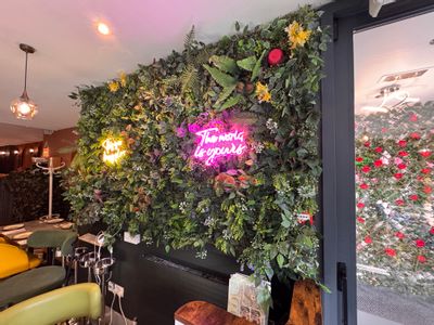 Property Image for 17 High Street High Wycombe Buckinghamshire HP11 2BE