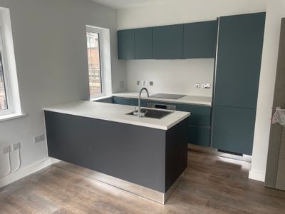 Property Image for 17 High Street High Wycombe Buckinghamshire HP11 2BE