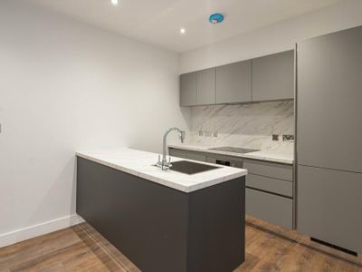 Property Image for 17 High Street High Wycombe Buckinghamshire HP11 2BE