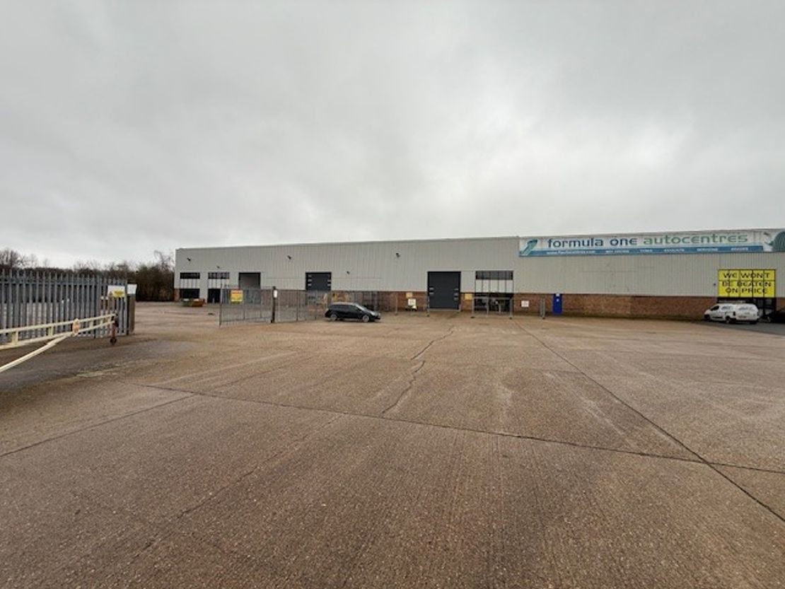 57 Trinity Trading Estate, Mill Way, Sittingbourne, Kent, ME10 2PD