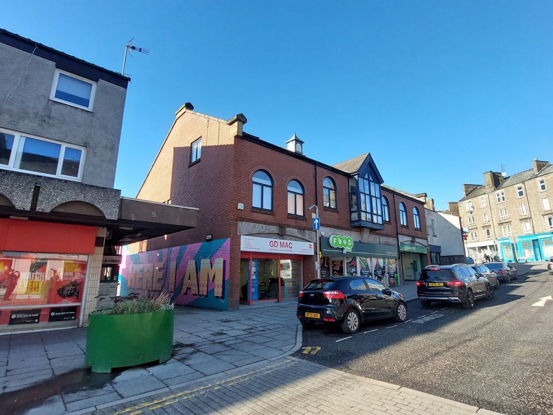136 High Street, Lochee, Dundee, DD2 3BZ