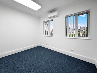Property Image for Rooms 2&3, 31 Bois Lane, Amersham, Buckinghamshire, HP6 6BT