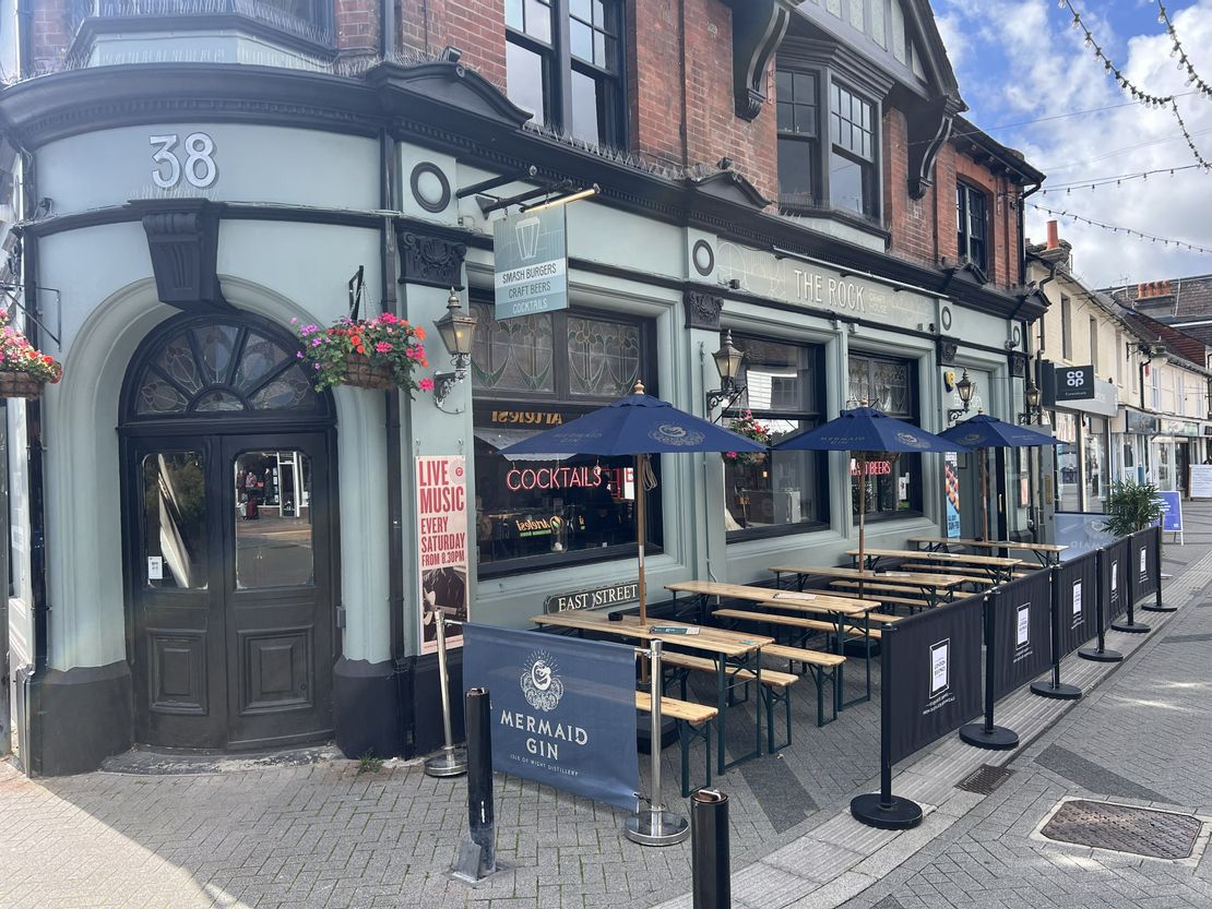 38 East Street, Horsham, West Sussex, RH12 1HL