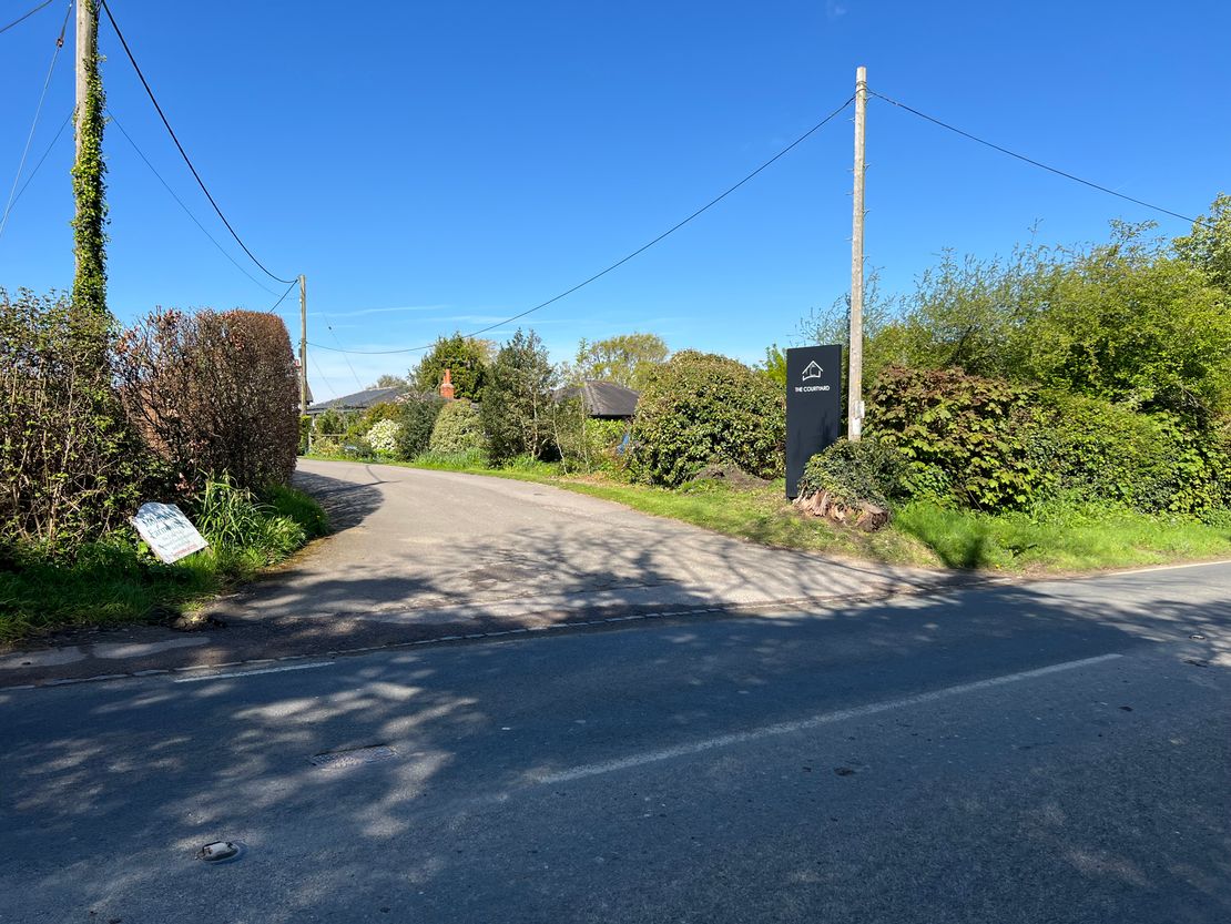 Staplefield Road, Cuckfield (B2114), Haywards Heath, West Sussex, RH17 5JF
