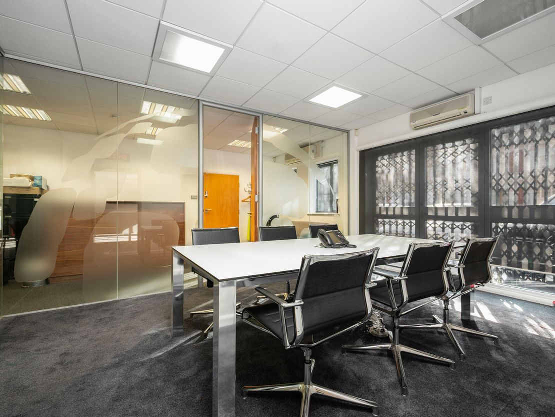 Ground Floor, 77 Maygrove Road, West Hampstead, London, NW6 2EG