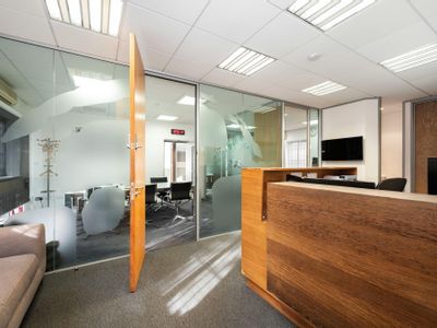 Property Image for Ground Floor, 77 Maygrove Road, West Hampstead, London, NW6 2EG