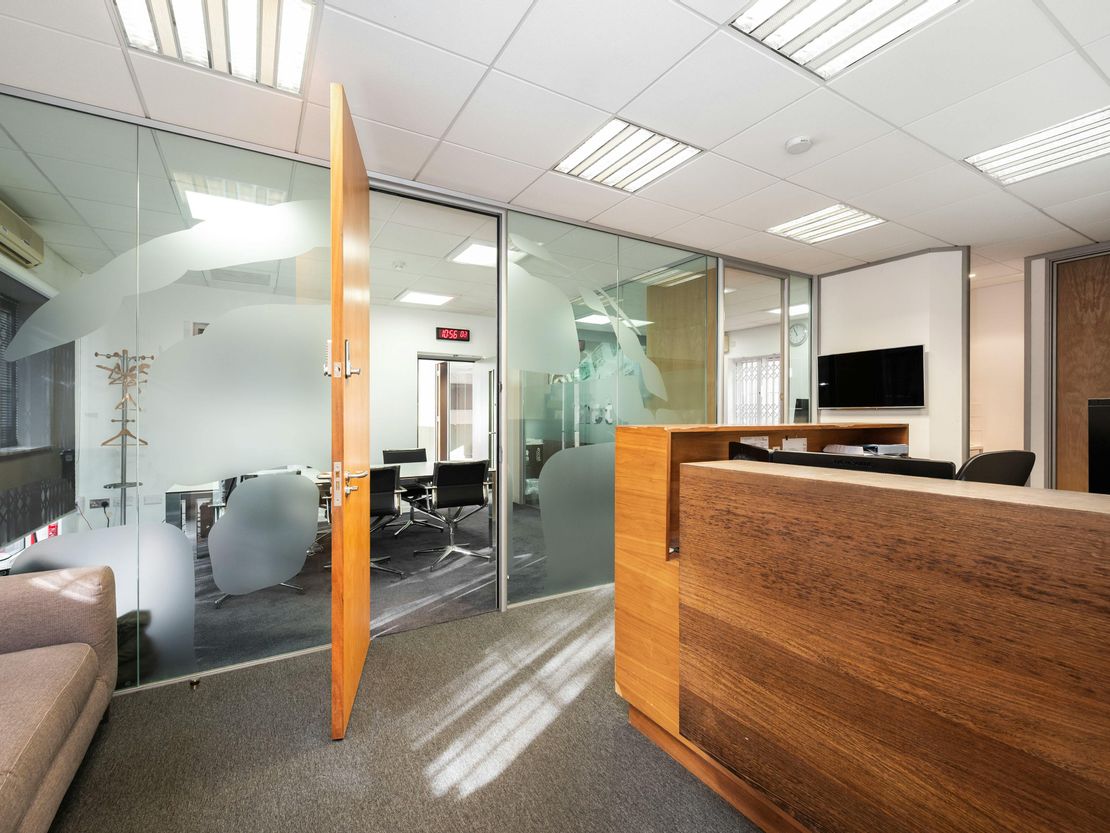 Ground Floor, 77 Maygrove Road, West Hampstead, London, NW6 2EG