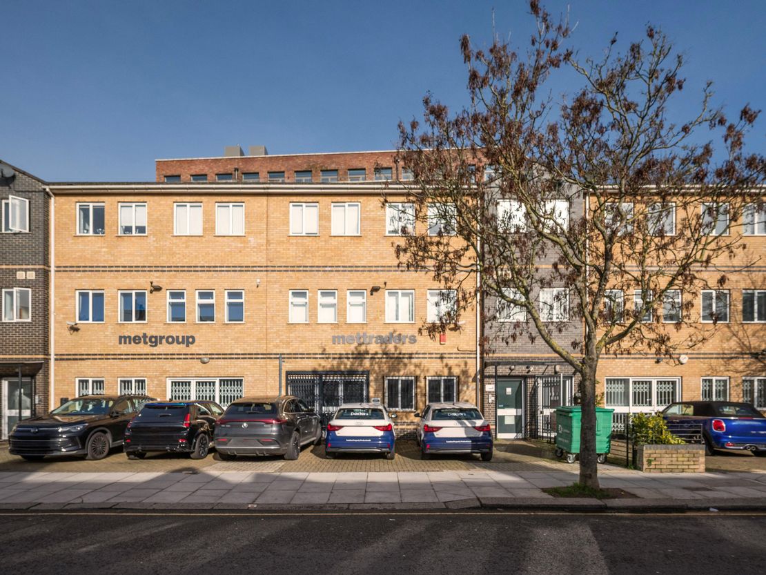 Ground Floor, 77 Maygrove Road, West Hampstead, London, NW6 2EG
