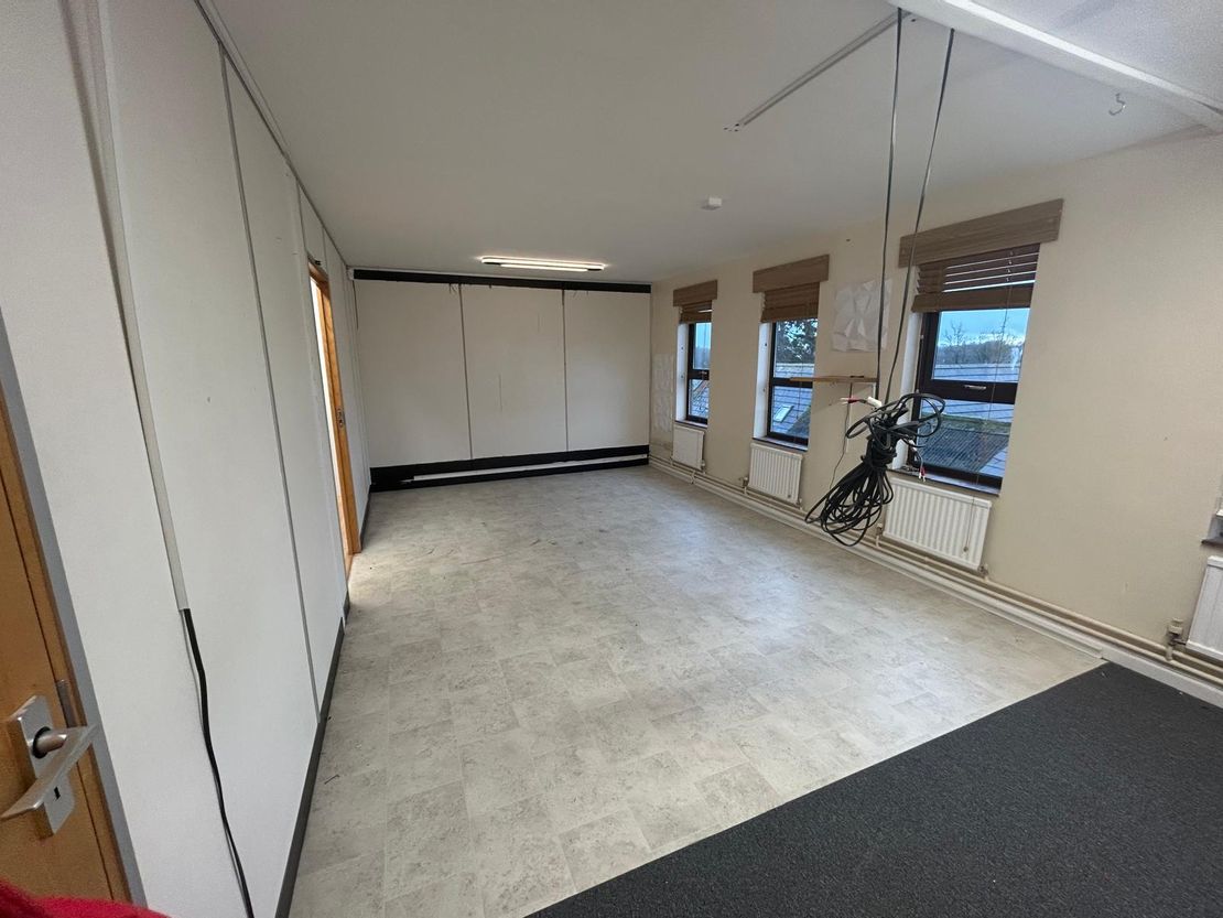 First Floor Rear, 7 High Street, Lutterworth, Leicestershire, LE17 4AD