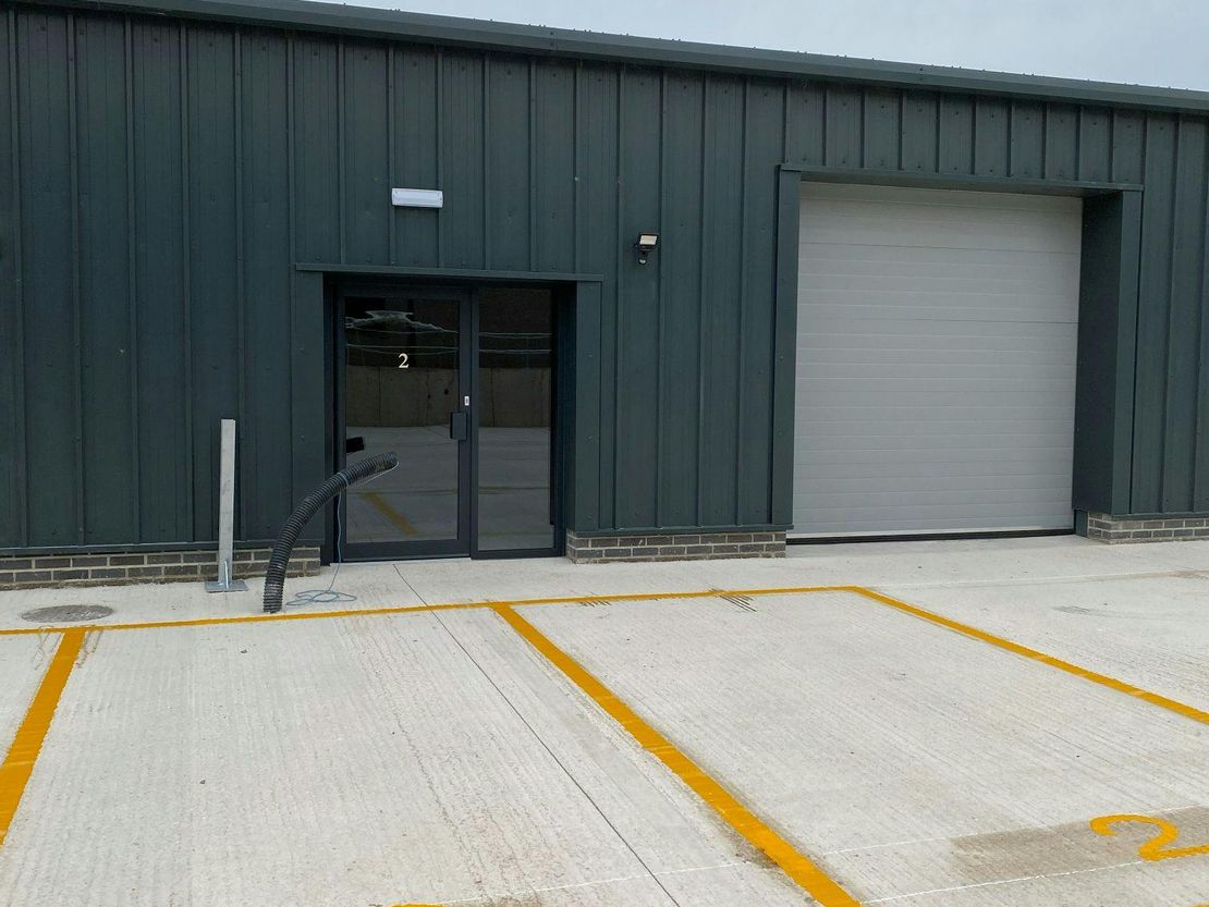 Unit 2 New Barn, Manor Farm Yard, Upton Grey, Basingstoke, RG25 2RQ