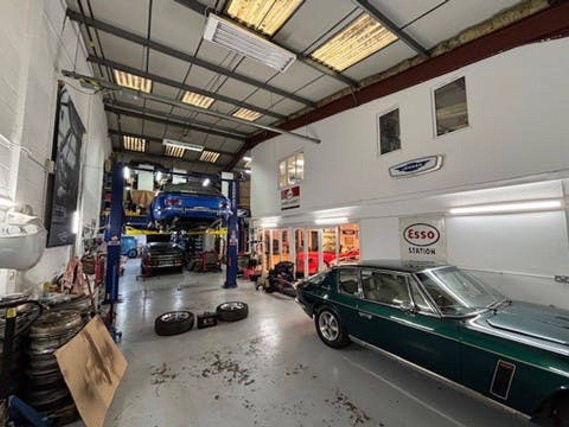 Unit 1 Abbas Business Centre, Main Road, Itchen Abbas, SO21 1BQ