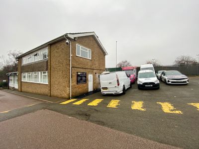Property Image for Unit A Kingsway Industrial Estate, Kingsway, Luton, Bedfordshire, LU1 1LP