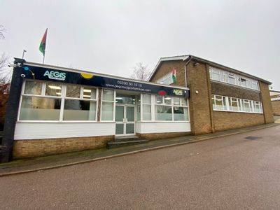 Property Image for Unit A Kingsway Industrial Estate, Kingsway, Luton, Bedfordshire, LU1 1LP