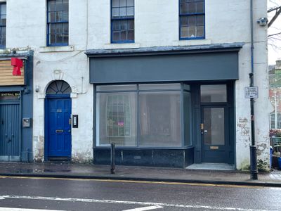 Property Image for 17 New Bridge Street, Ayr, South Ayrshire, KA7 1JX