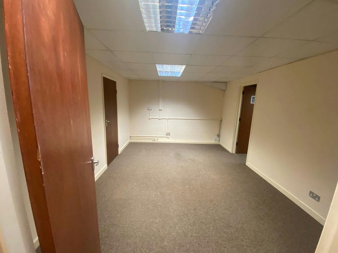 19 Fairway Business Centre, Airport Service Road, Portsmouth, PO3 5NU