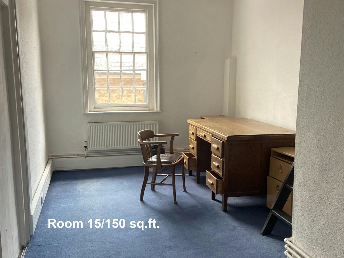 Lyndum House 12-14 High Street, Petersfield, GU32 3JG