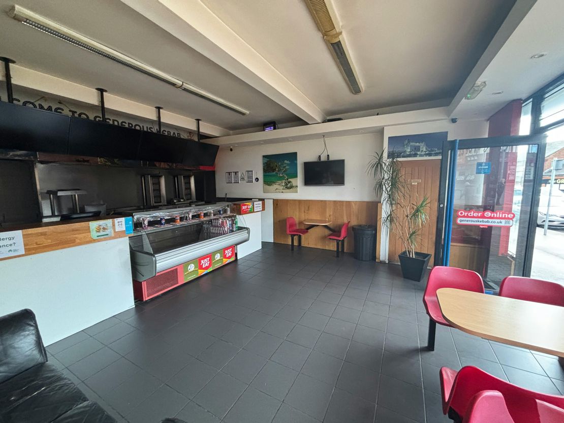33,33a,35 &35a Station Road, Burgess Hill, RH15 9DE