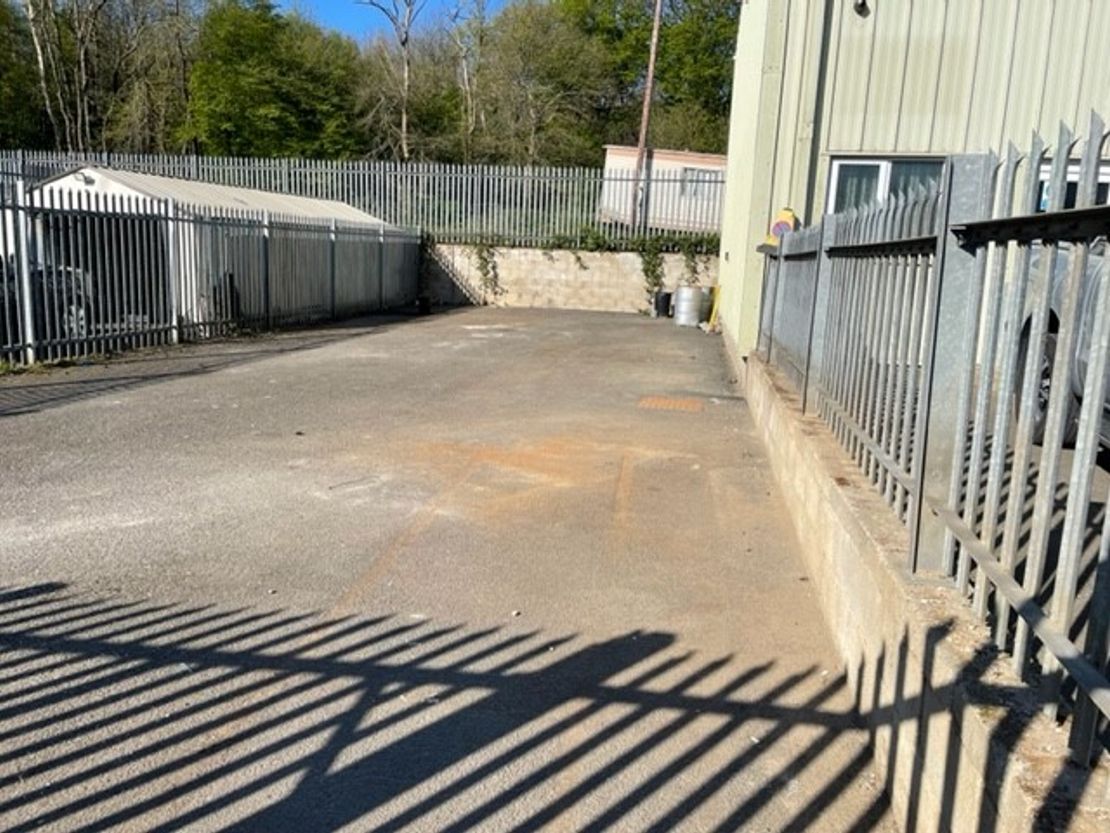 Yard 13 Bredhurst Business Park, Westfield Sole Road, Boxley, Maidstone, Kent, ME14 3EH