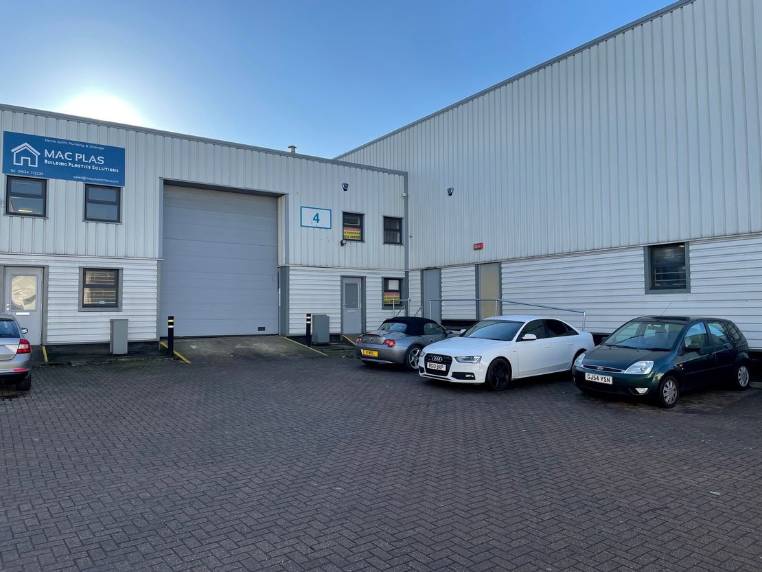 4 Neptune Business Estate, Neptune Close, Medway City Estate, Rochester, Kent, ME2 4LT