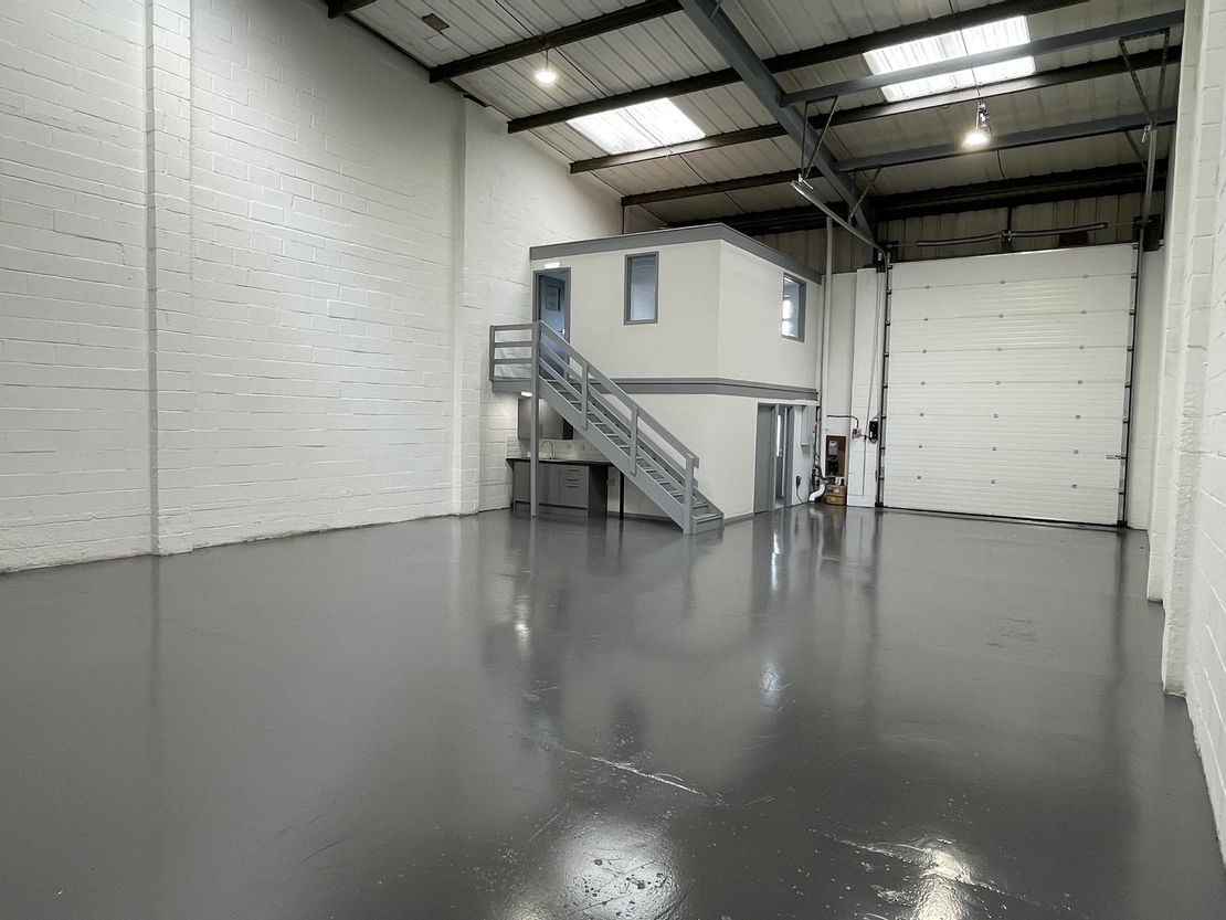 4 Neptune Business Estate, Neptune Close, Medway City Estate, Rochester, Kent, ME2 4LT