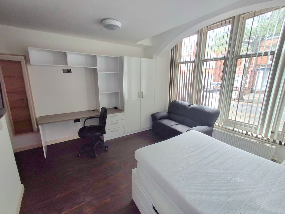 1 West Walk, Leicester, Leicestershire, LE1 7NG