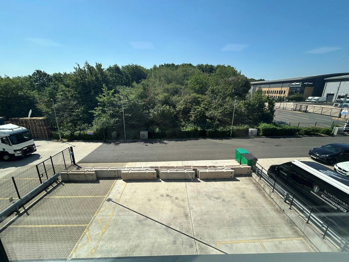 3 Ellesfield Trade Centre, Ellesfield Avenue, Bracknell, RG12 8HH
