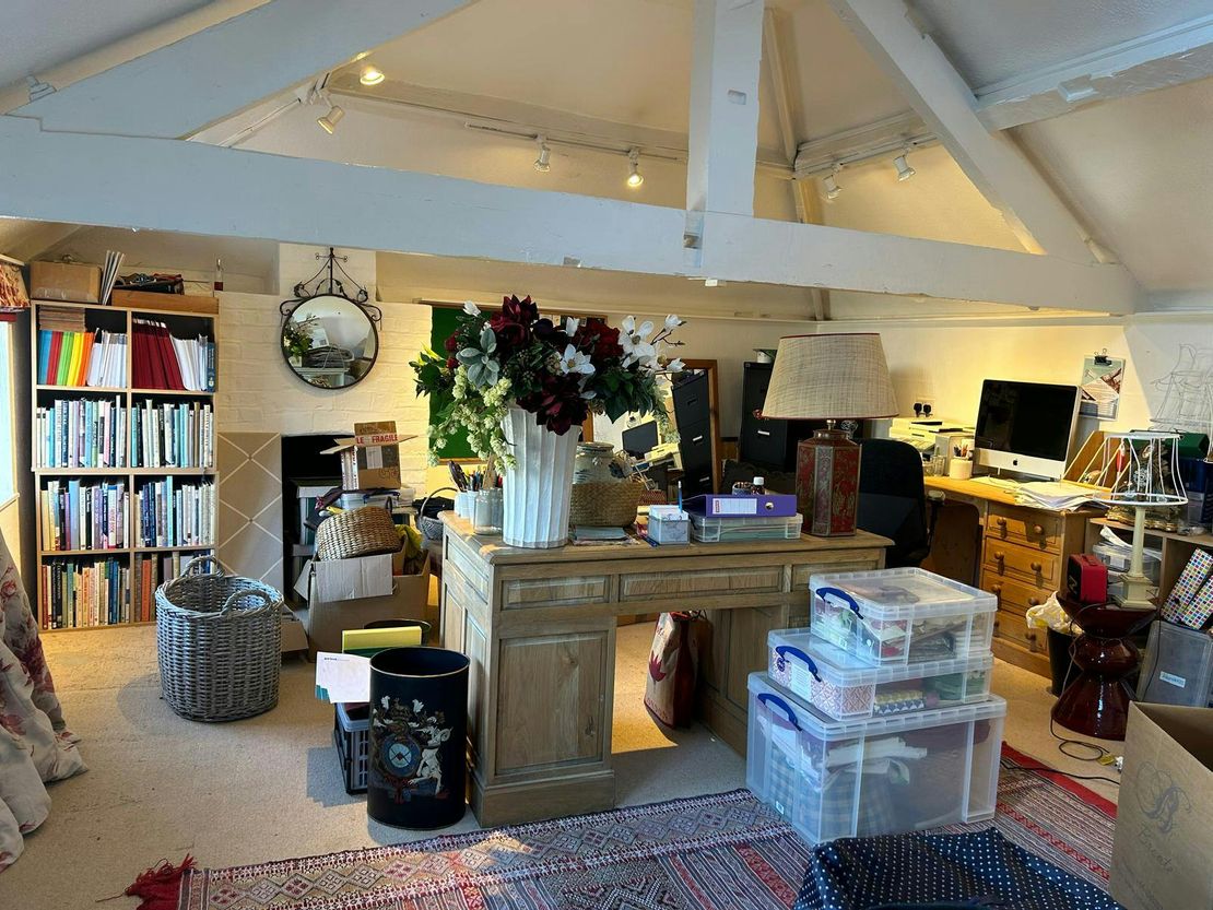 21A Queens Road, Datchet, Slough, SL3 9BN