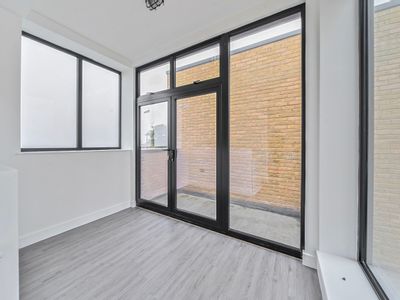 Property Image for Palmers Mews, Trade Close, London, London, N13 5UB