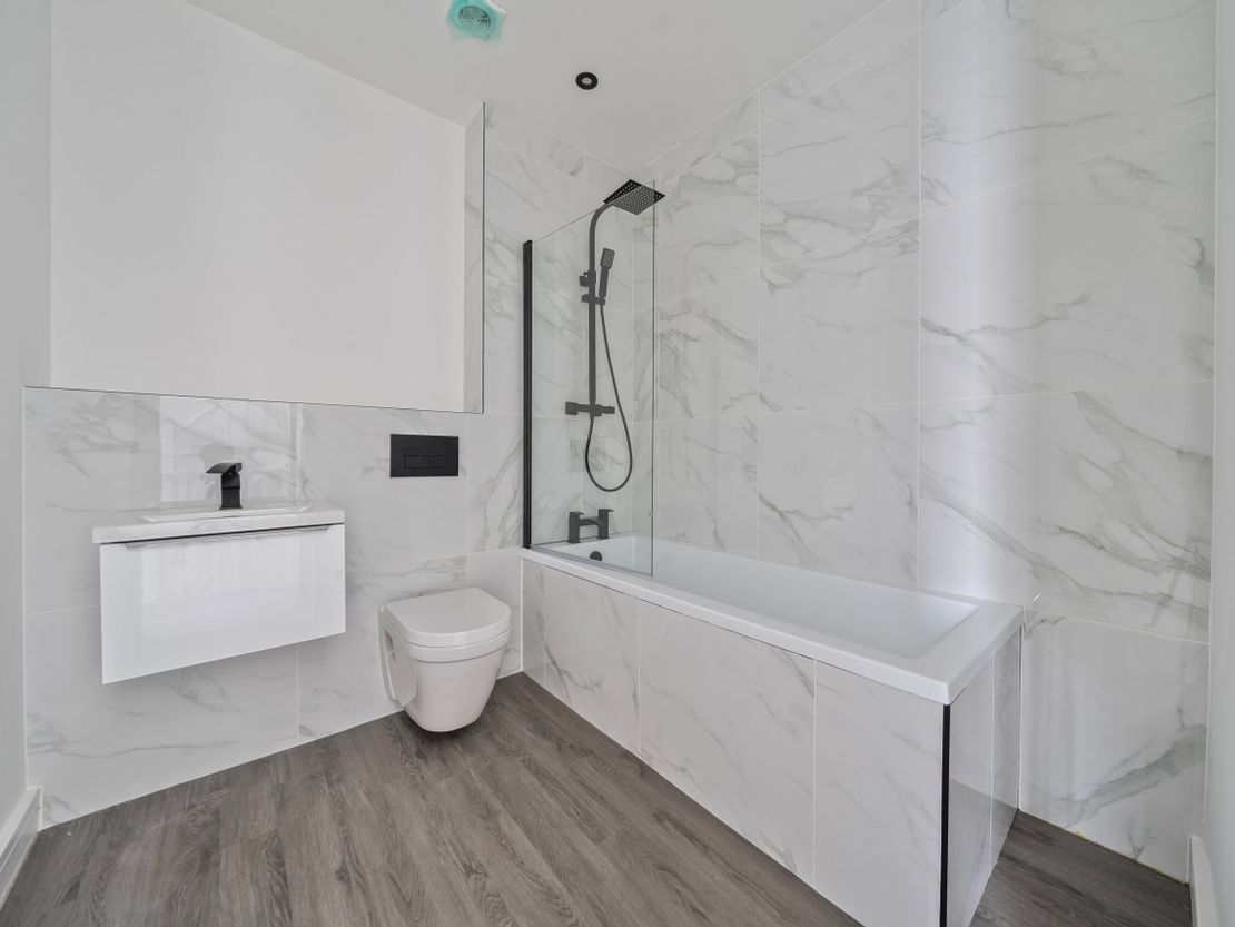 Palmers Mews, Trade Close, London, London, N13 5UB