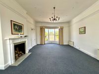 Property Image for 8, Manchester House, 113 Northgate Street, Bury St Edmunds, Suffolk, IP33 1HP