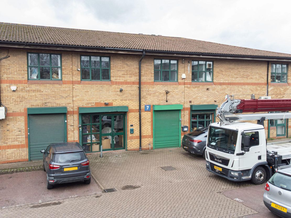 Unit 7A First Floor, Central Business Centre, Great Central Way, Wembley, NW10 0UR