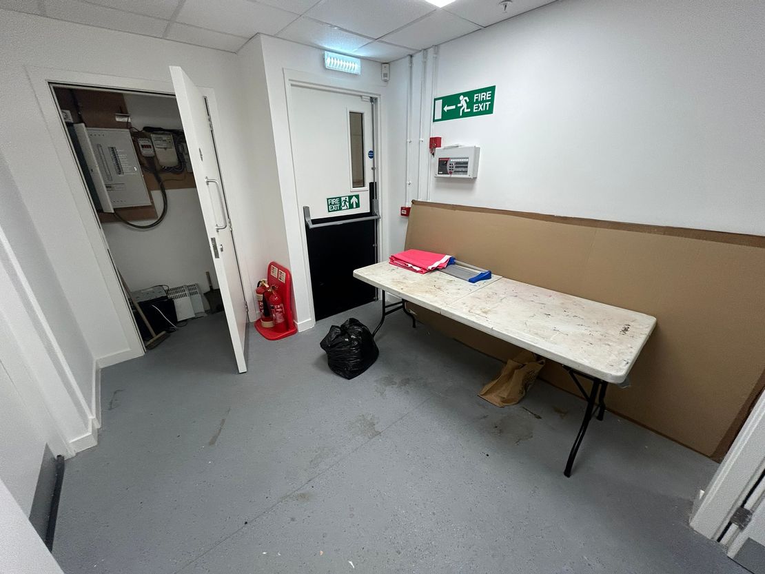 Unit 24, The Loreburne Shopping Centre, Dumfries, Dumfries And Galloway, DG1 2BD