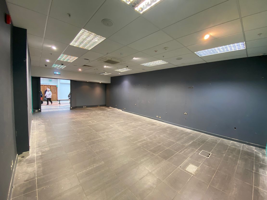 Unit 23, The Loreburne Shopping Centre, Dumfries, Dumfries And Galloway, DG1 2BD