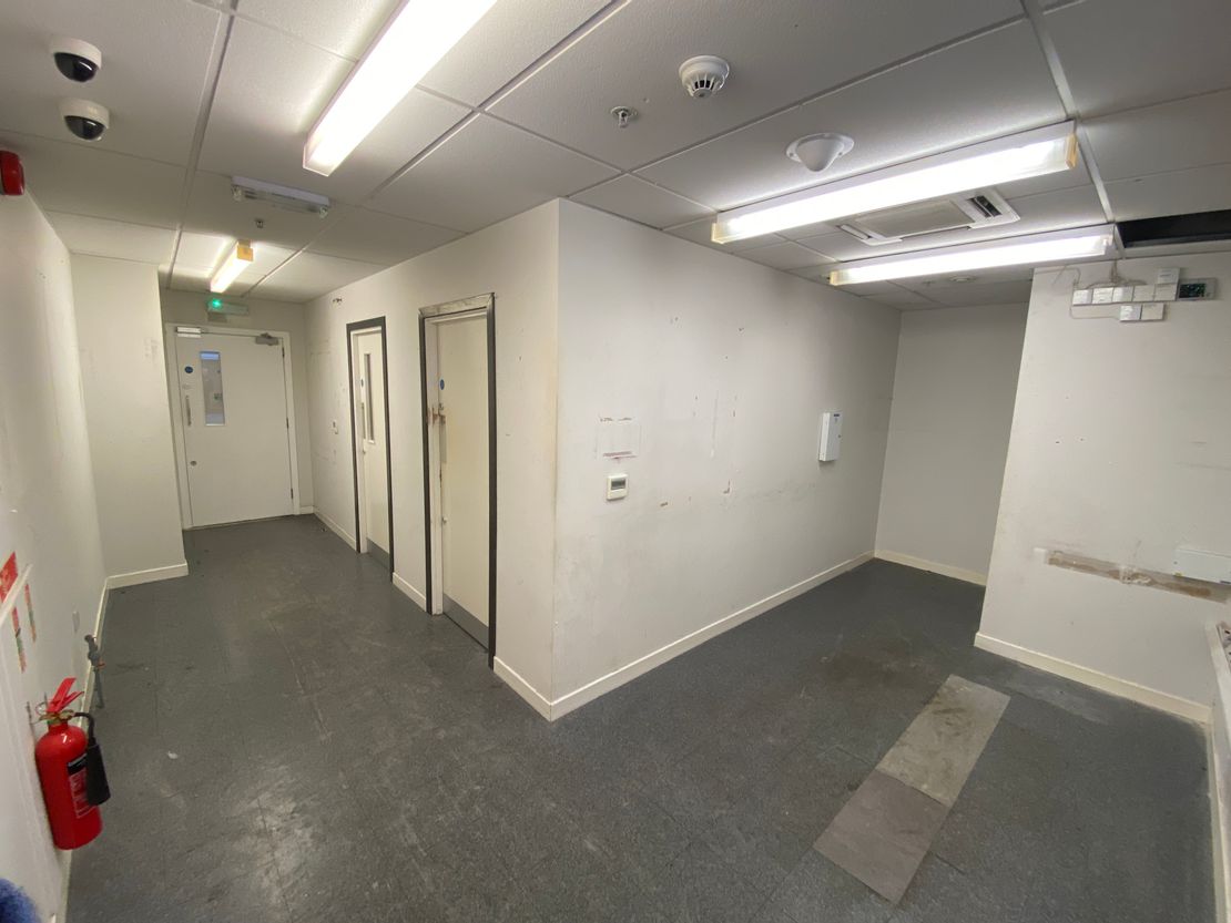 Unit 23, The Loreburne Shopping Centre, Dumfries, Dumfries And Galloway, DG1 2BD