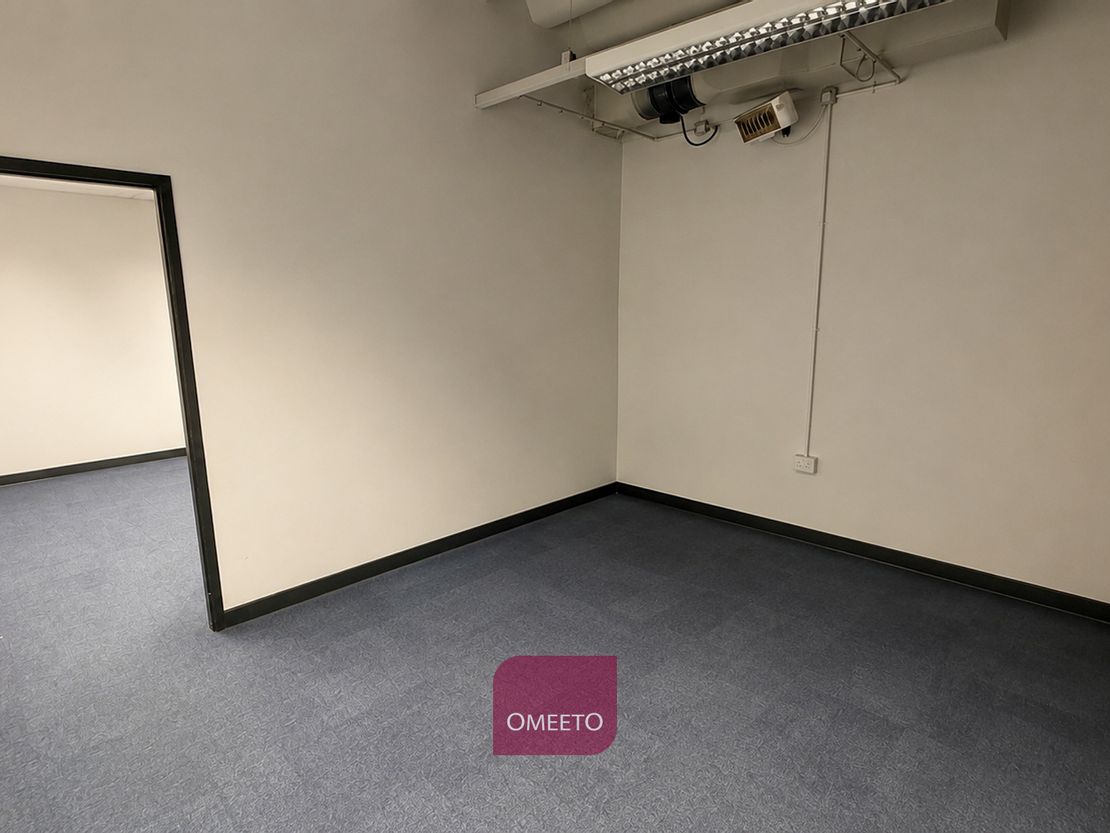 16 Derwent Business Centre, Clarke Street, Derby, Derbyshire, DE1 2BU