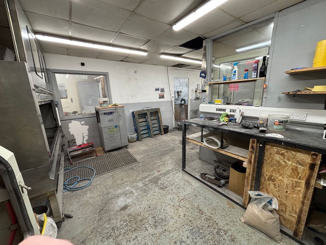 Unit 3 Central Works, Bridge Road, Worthing, West Sussex, BN14 7BU