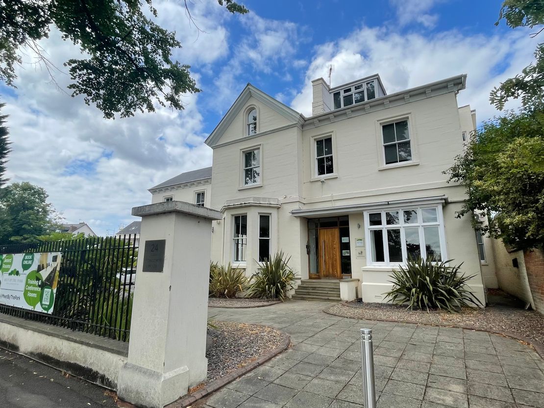Concorde House, 24 Warwick New Road, Leamington Spa, Warwickshire, CV32 5JG