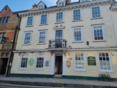 Property Image for 17 - 18, High Street, Battle, TN33 0AE