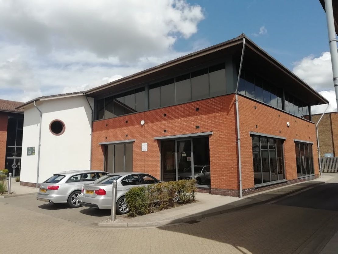 Ground Floor, Unit 2 E-Centre, Easthampstead Road, Bracknell, RG12 1NF