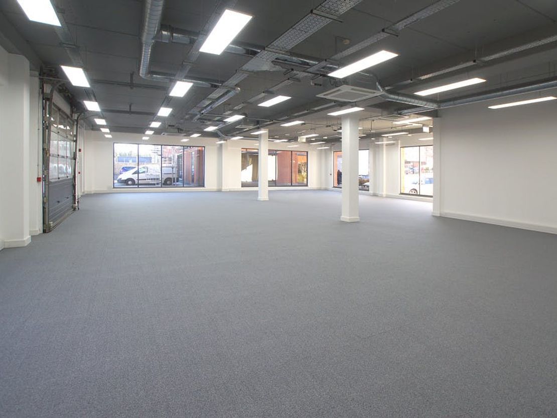 Ground Floor, Unit 2 E-Centre, Easthampstead Road, Bracknell, RG12 1NF
