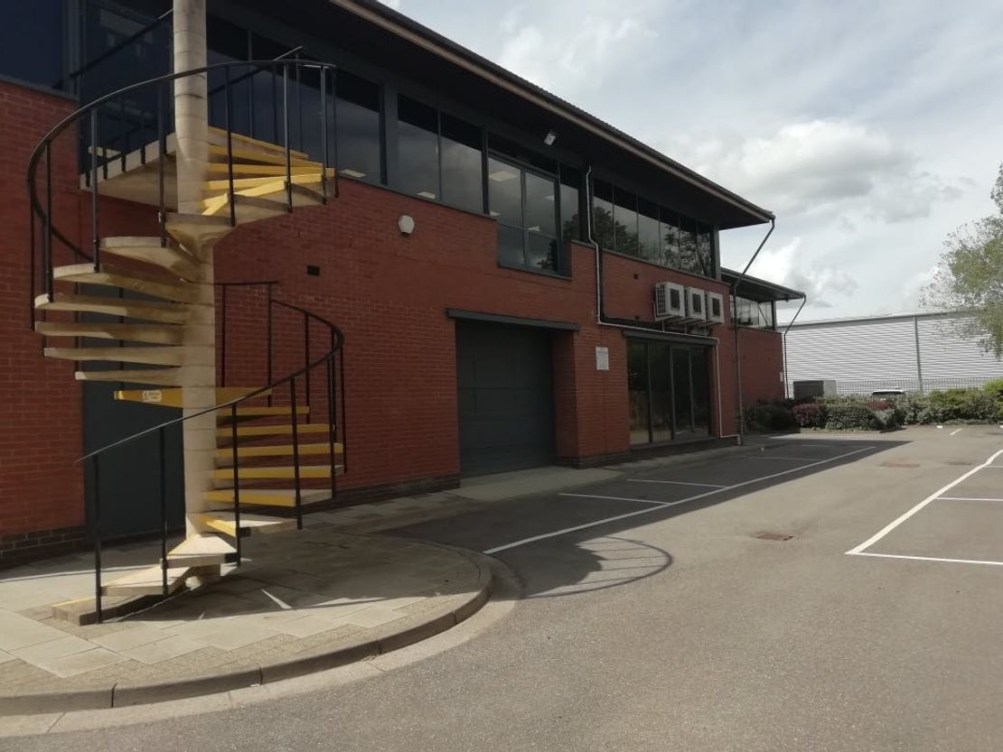 Ground Floor, Unit 2 E-Centre, Easthampstead Road, Bracknell, RG12 1NF