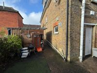 Property Image for 4 & 4a High Street, Burnham, SL1 7JH