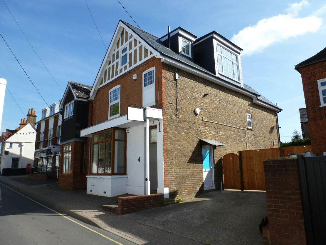 4 & 4a High Street, Burnham, SL1 7JH
