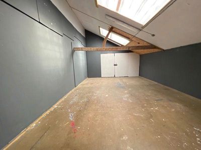 Property Image for The Grain Store Workshop, Coney Lodge Farm, Park Farm Road, Birling, West Malling, Kent, ME19 5JZ