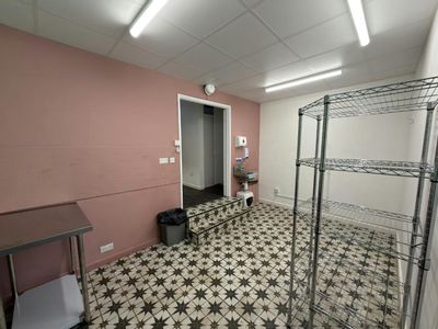 Property Image for 3 The Broadway, Hatfield, AL9 5BG
