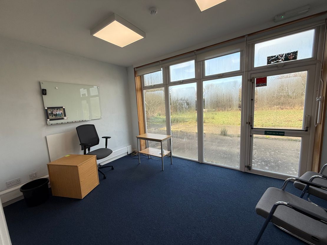 London Road, Hardham, Pulborough, West Sussex, RH20 1LA