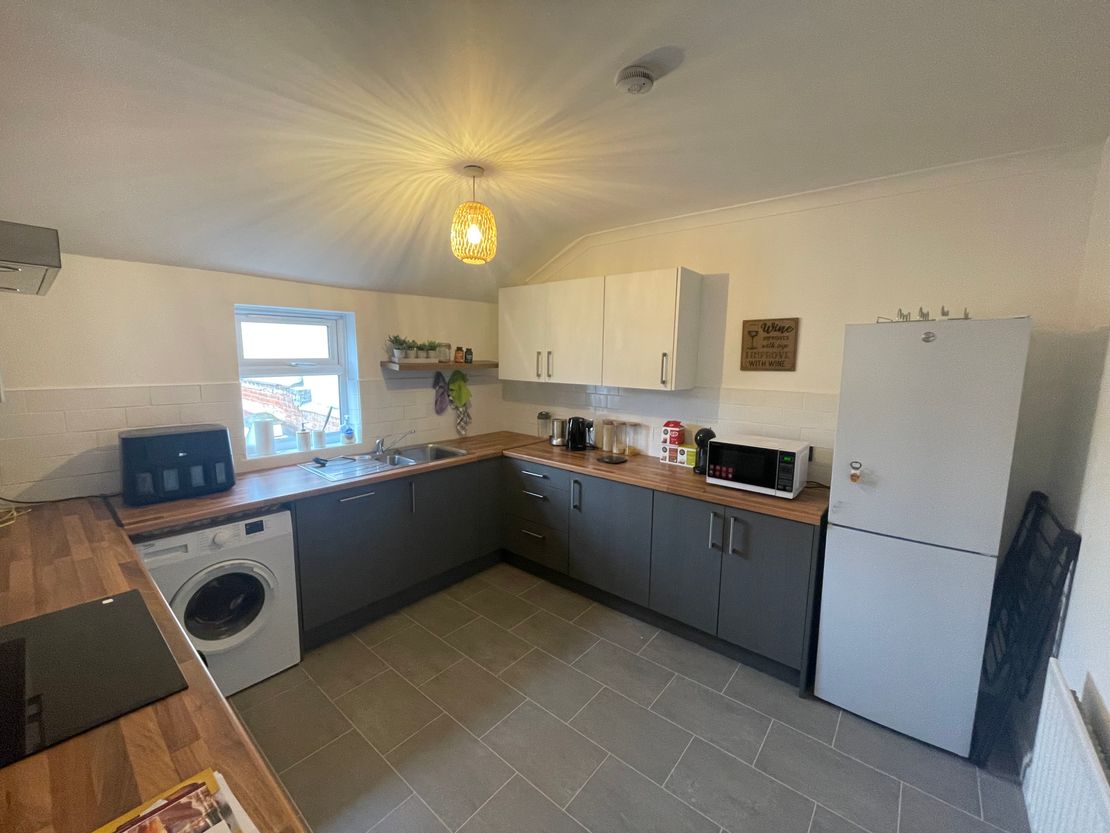 Lawford Road, Rugby, Warwickshire, CV21 2DY
