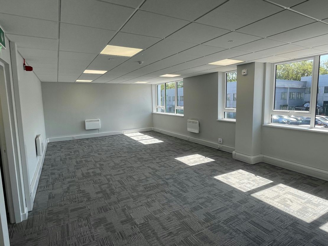 Unit 26 North Orbital Commercial Park, St. Albans, AL1 1XB