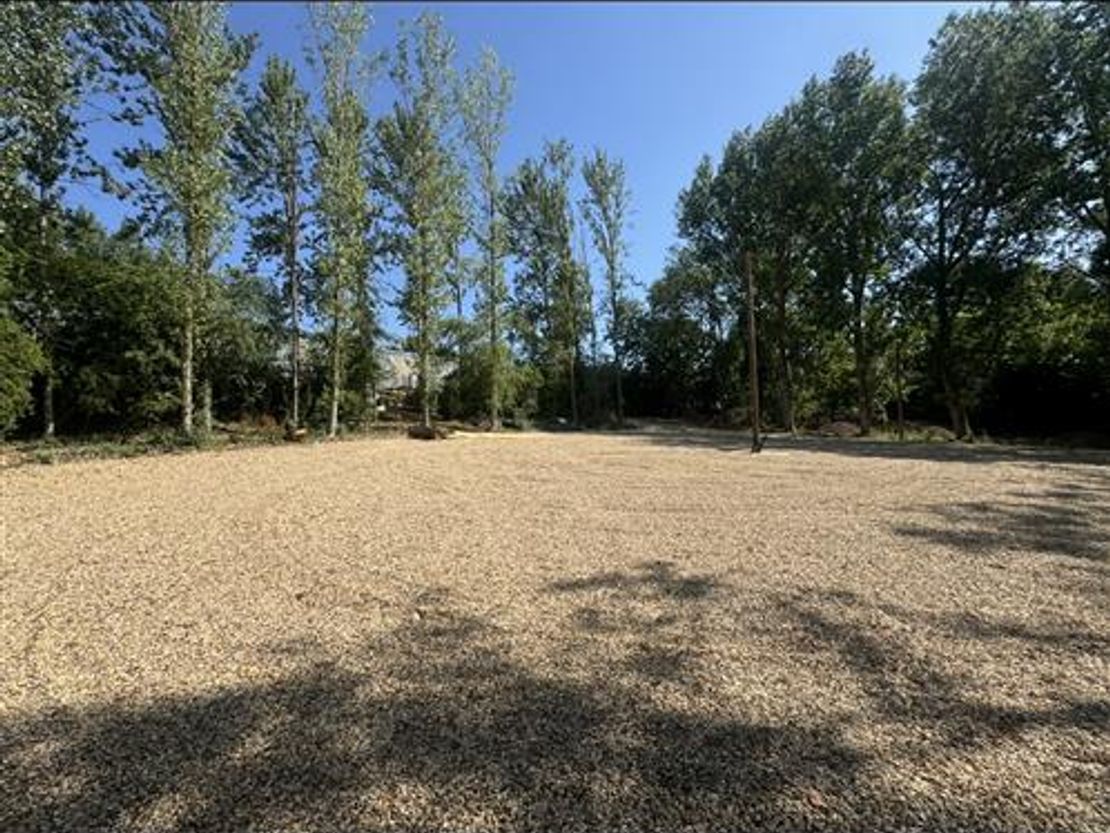1 acre Open Storage Land -  Burrough Court, Melton Mowbray LE14 2QS